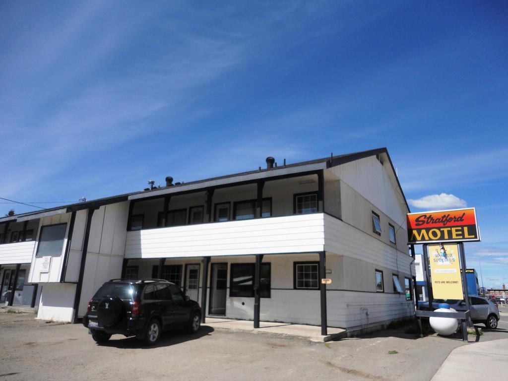 Stratford Motel Whitehorse Exterior foto